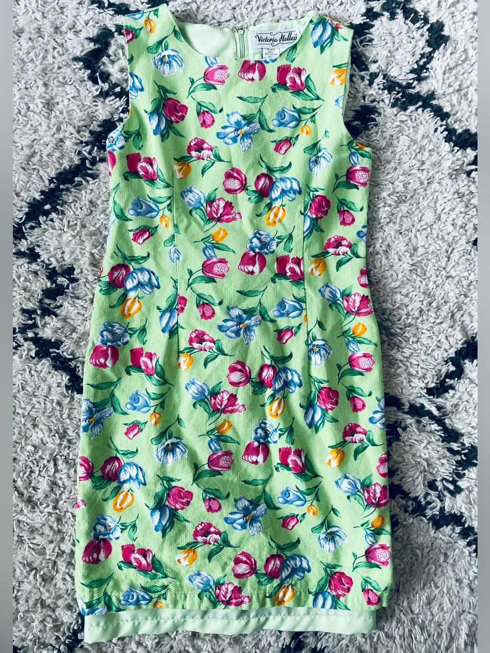 Vintage 90s Spring Floral Shift Dress